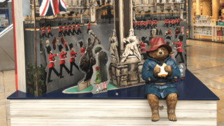 ロンドンに行ってきました パディントン駅と くまのパディントン Gocha と Maze のごちゃまぜブログ