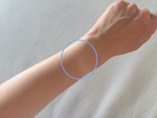 san tanned arm